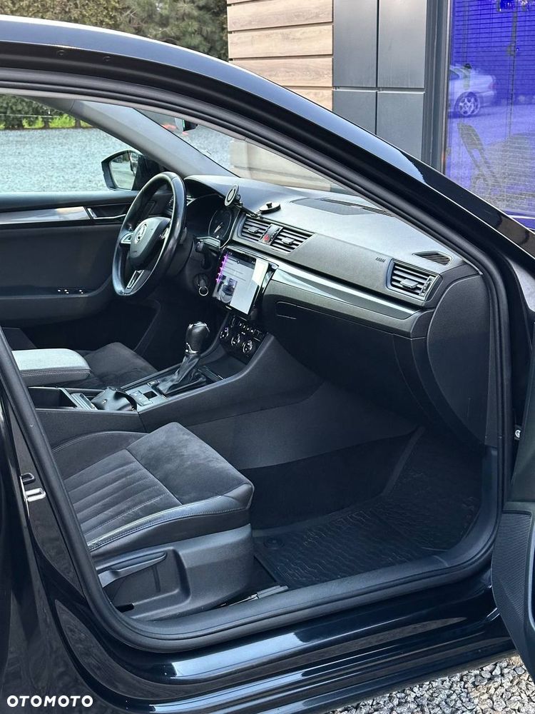 Skoda Superb 2.0 TDI Ambition DSG - 14