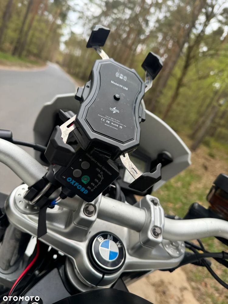 BMW F - 11