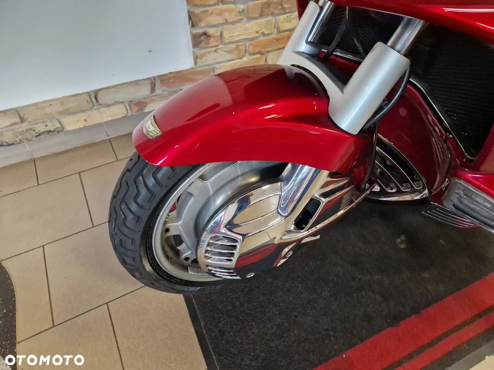 Honda GL - 12