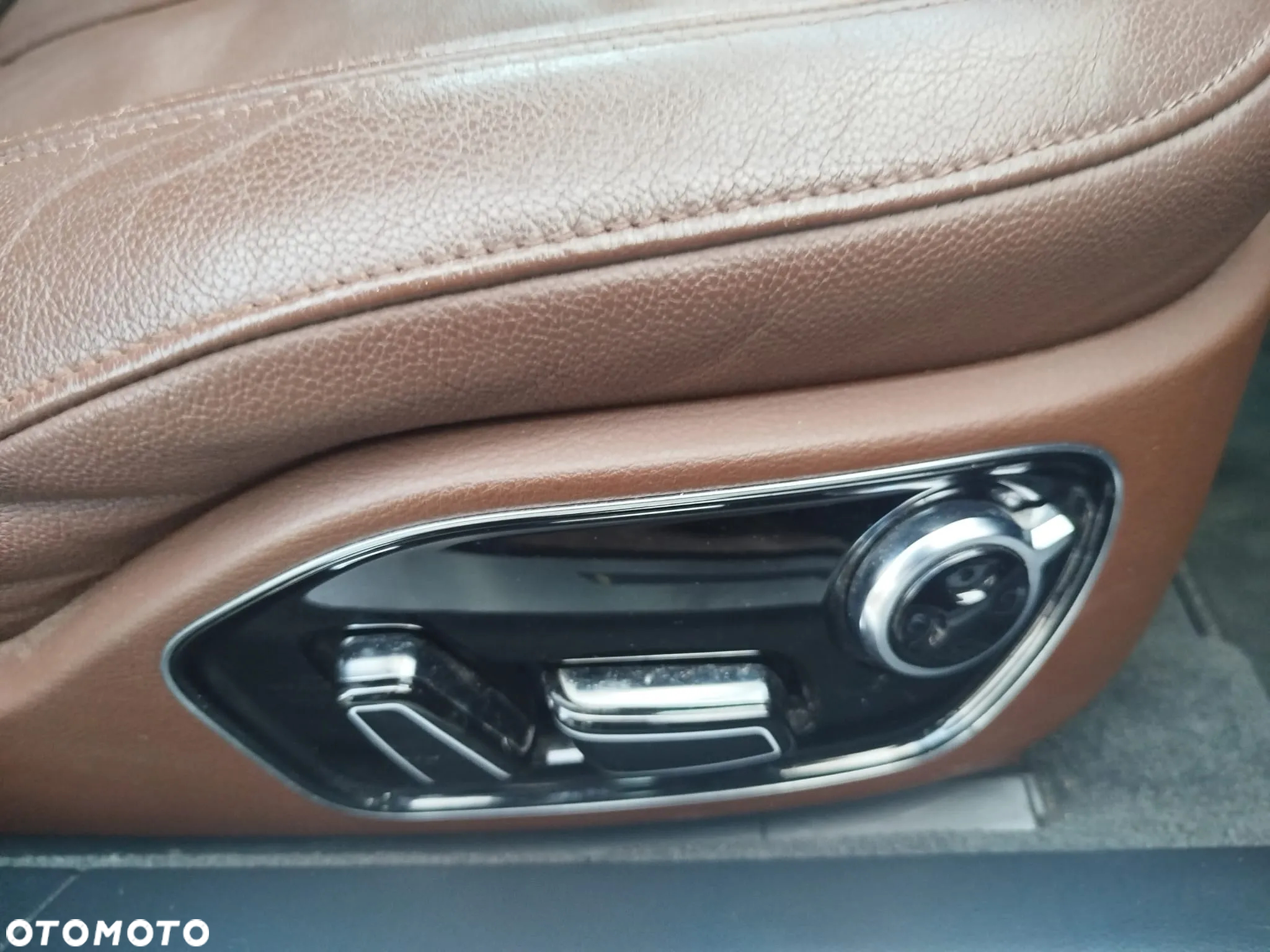 Audi A8 L 55 TFSI quattro tiptronic - 6