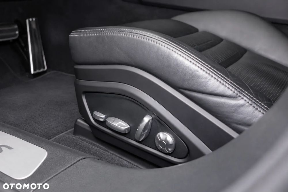 Porsche Panamera 4S Diesel - 17