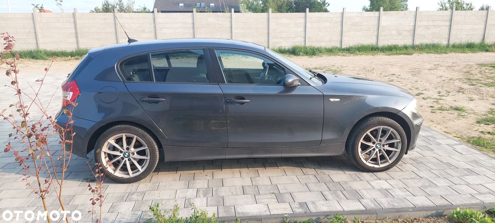BMW Seria 1 116i - 1