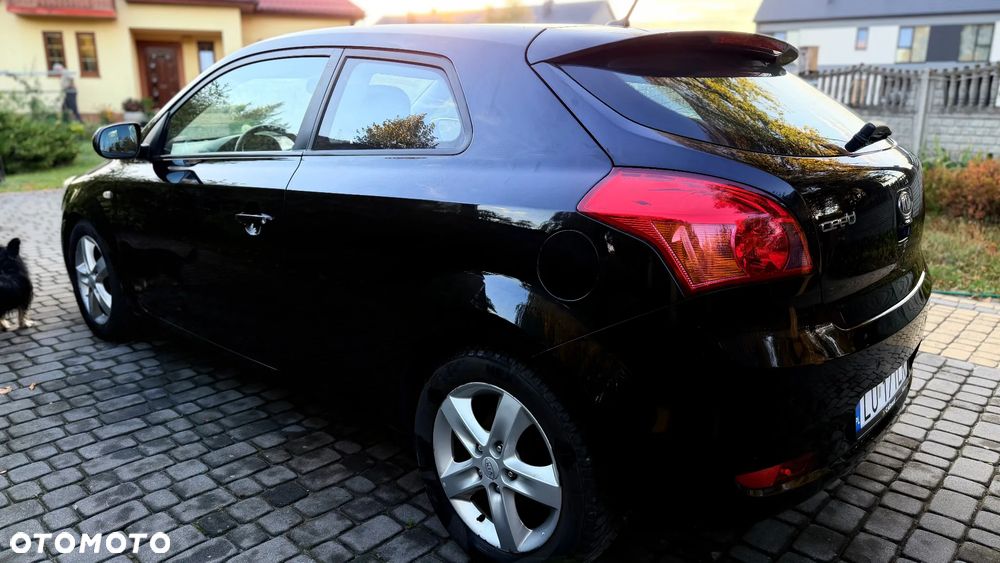 Kia Ceed 1.4 Comfort + - 5
