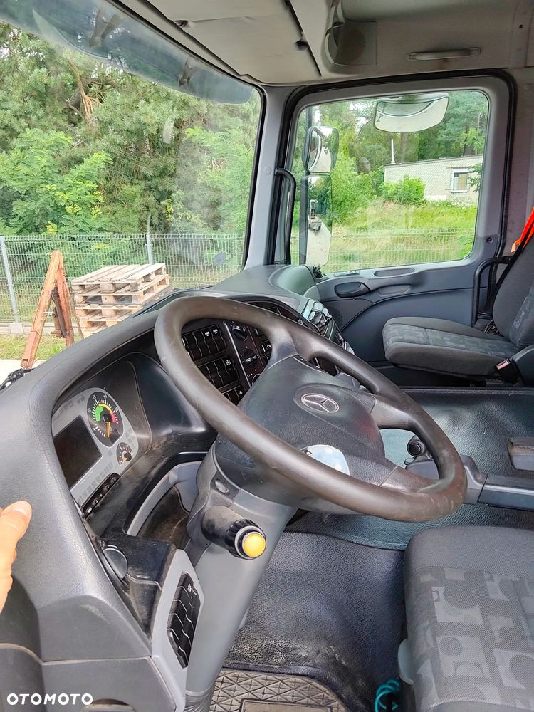 Mercedes-Benz Actros 3332 - 10