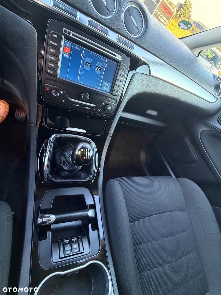 Ford S-Max - 6