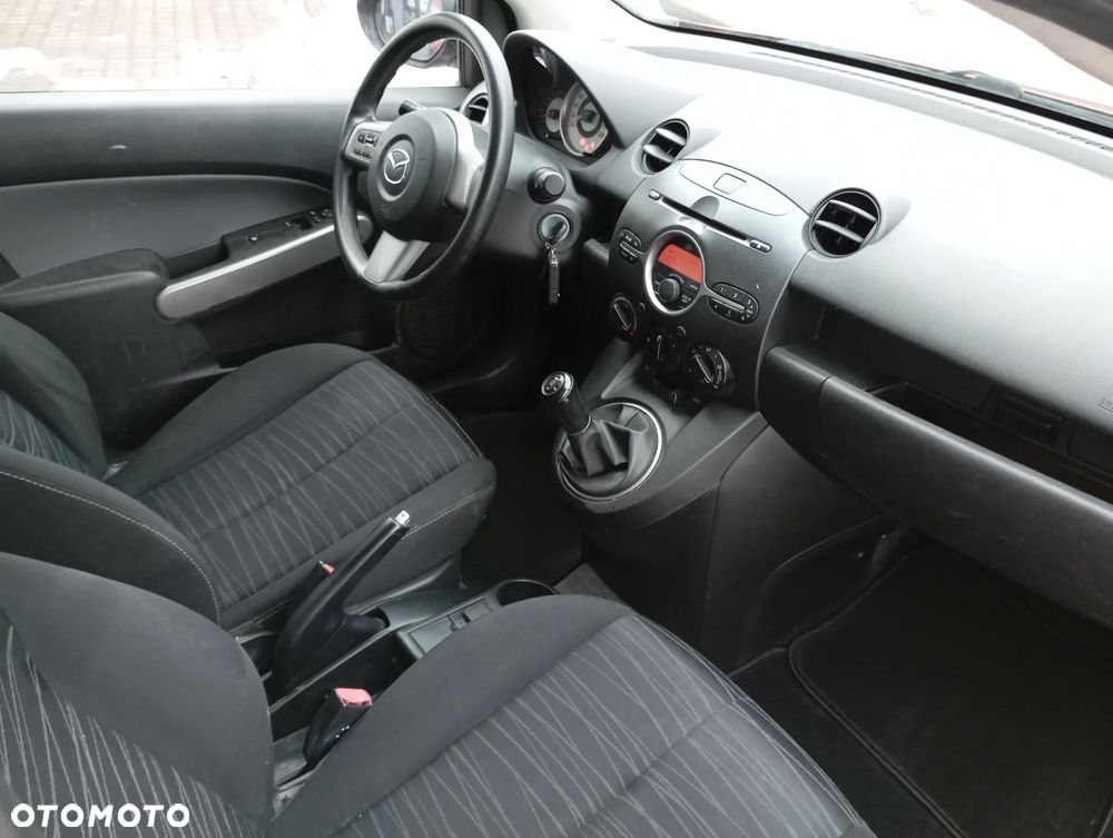Mazda 2 1.3 MZR Active - 36