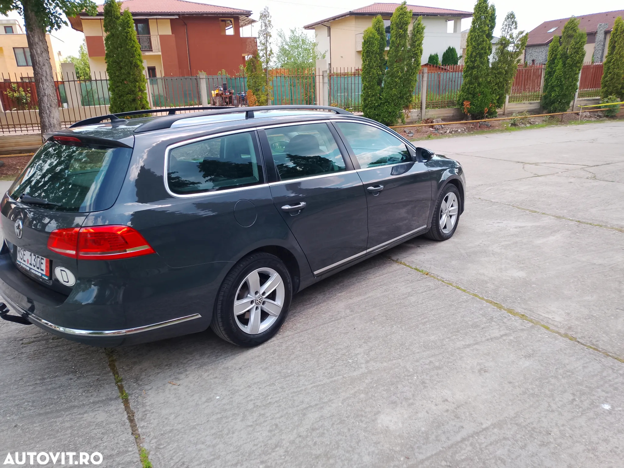 Volkswagen Passat Variant 2.0 TDI BlueMotion Technology Highline DSG - 4