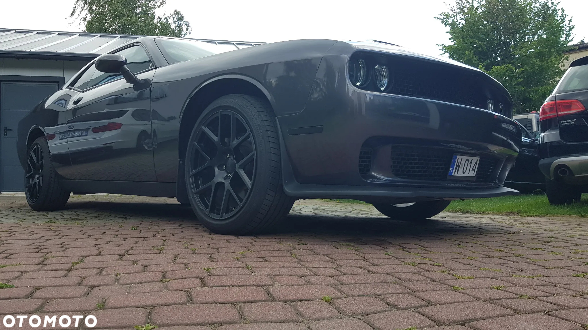 Dodge Challenger - 4