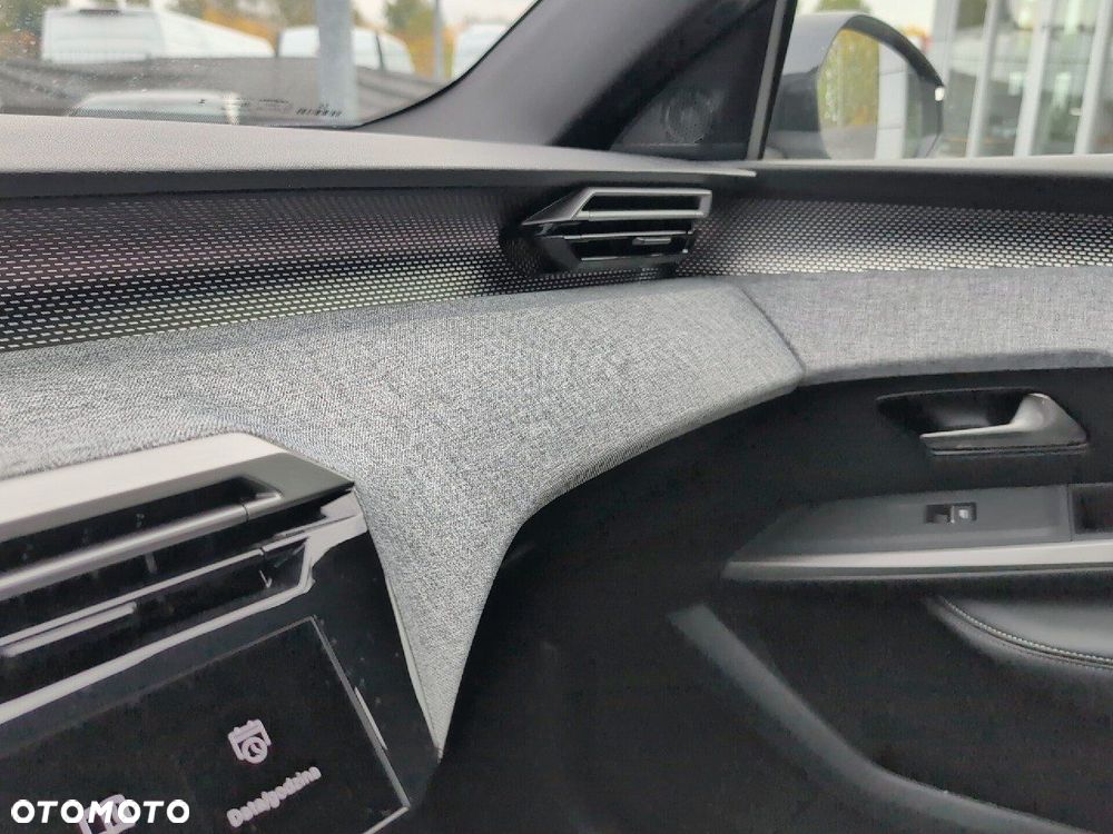 Peugeot 5008 1.2 PureTech mHEV GT S&S e-DCS6 - 26