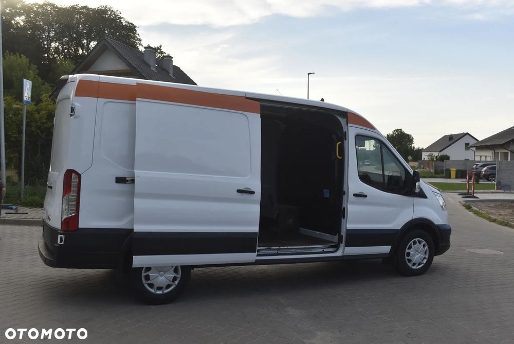 Ford Transit - 13