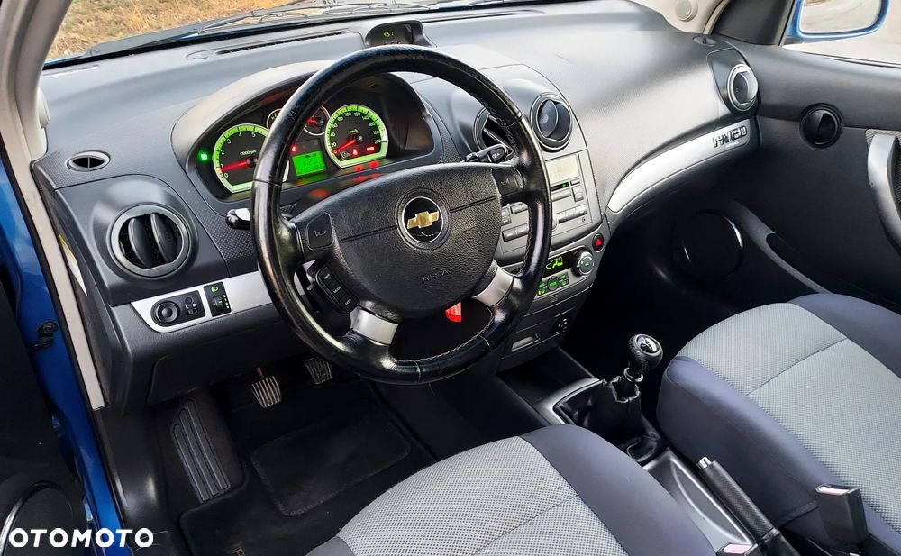 Chevrolet Aveo 1.4 16V LS - 38