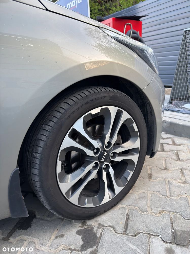 Kia Ceed 1.6 CRDi L - 13