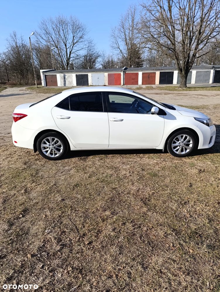 Toyota Corolla 1.6 Premium - 2