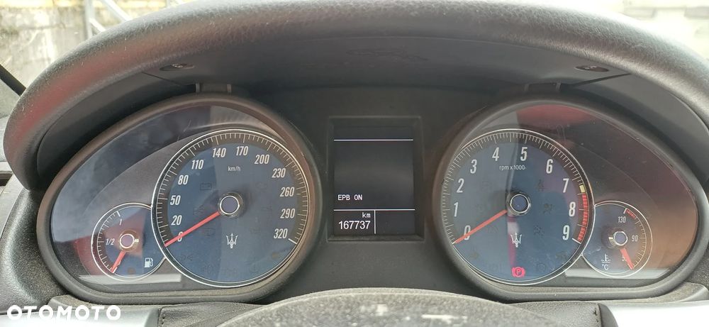 Maserati GranTurismo S - 8