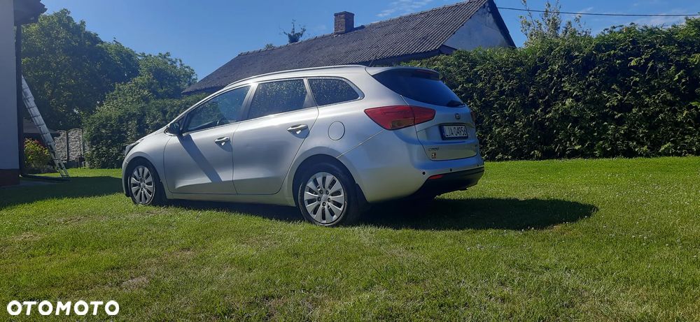 Kia Ceed - 6