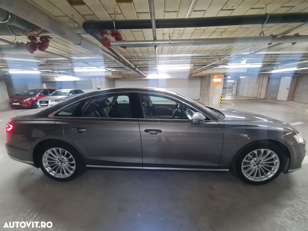 Audi A8 2018 photo 3