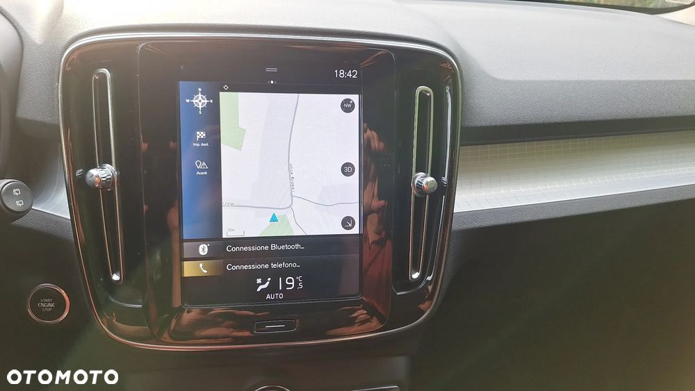 Volvo XC 40 D3 AWD Momentum - 12