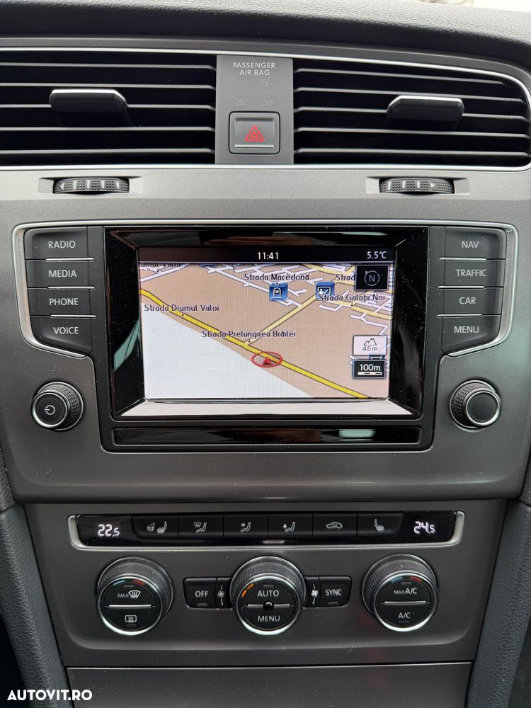 Volkswagen Golf 1.6 TDI BlueMotion Technology DSG Cup - 12