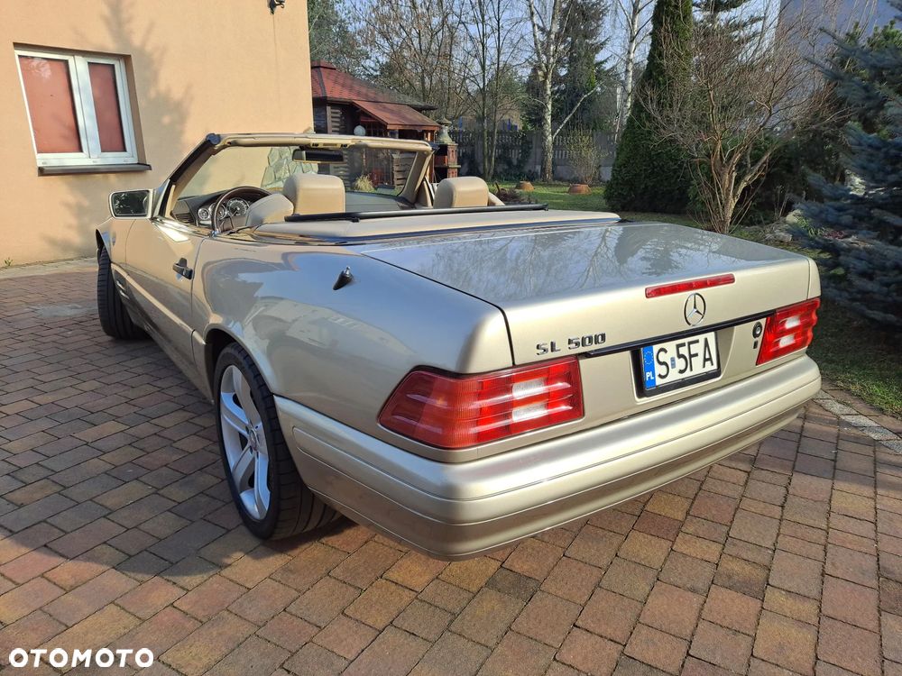 Mercedes-Benz SL - 11