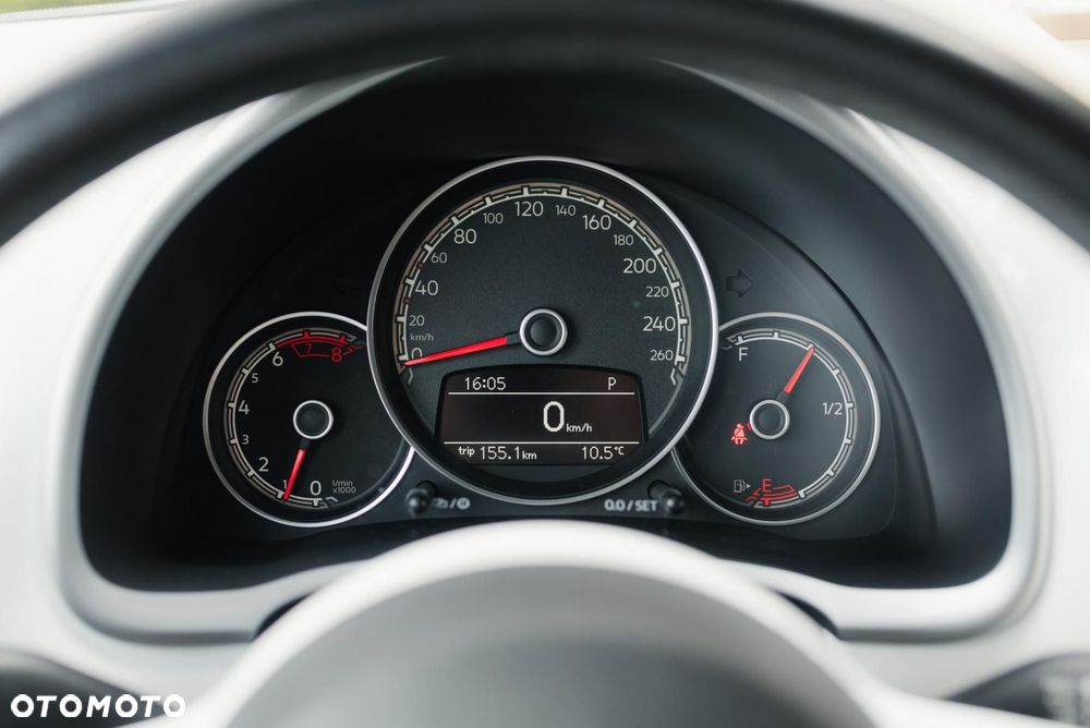 Volkswagen Beetle - 24