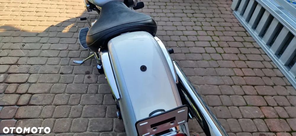 Suzuki VL 800 Volusia - Boulevard C50 - 22