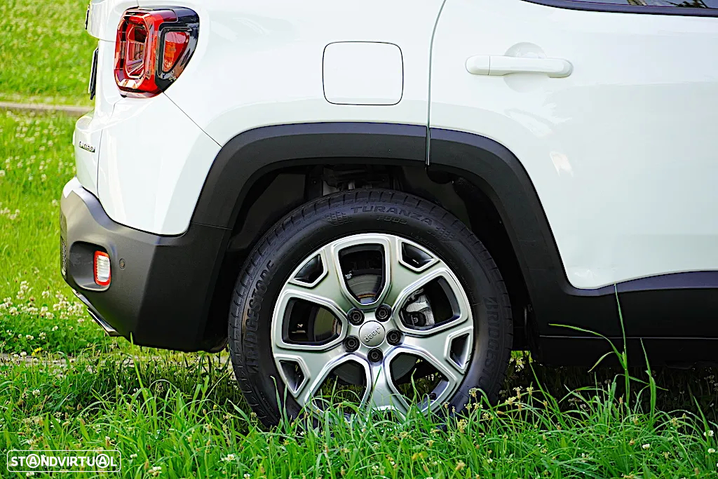 Jeep Renegade 1.3 T Limited DCT - 11