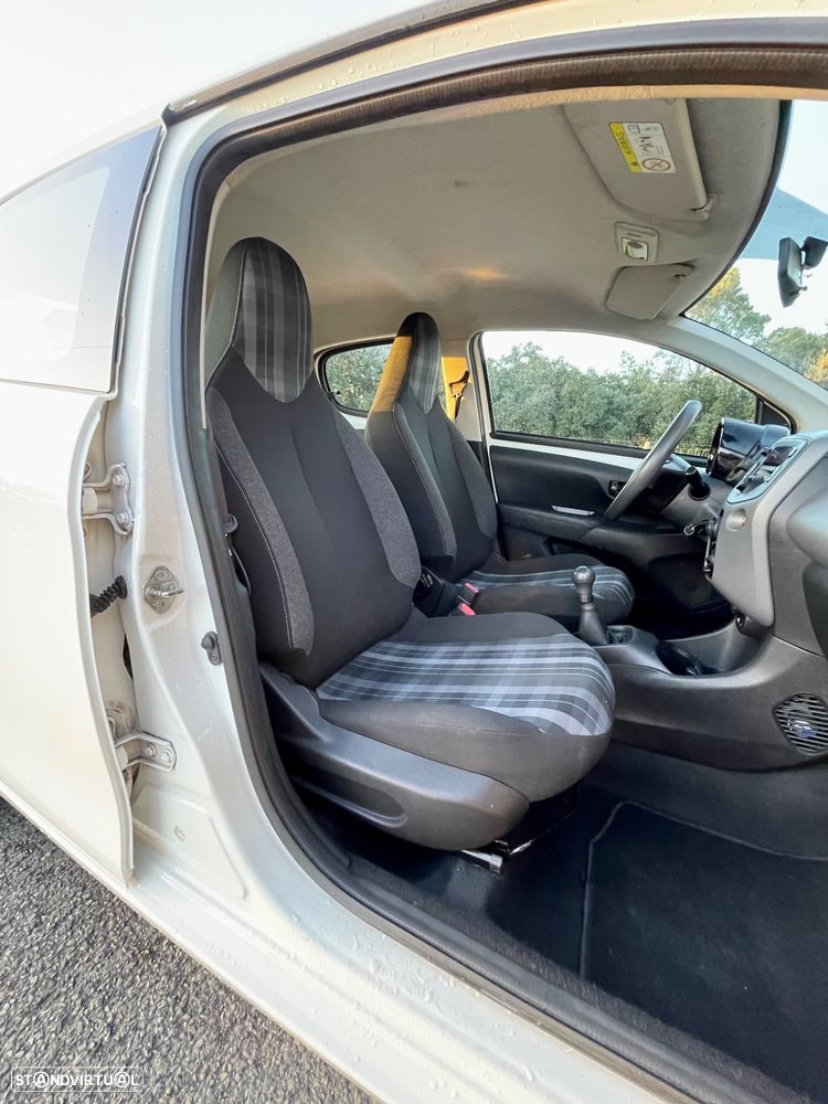 Peugeot 108 1.0 VTI Top! Allure - 12