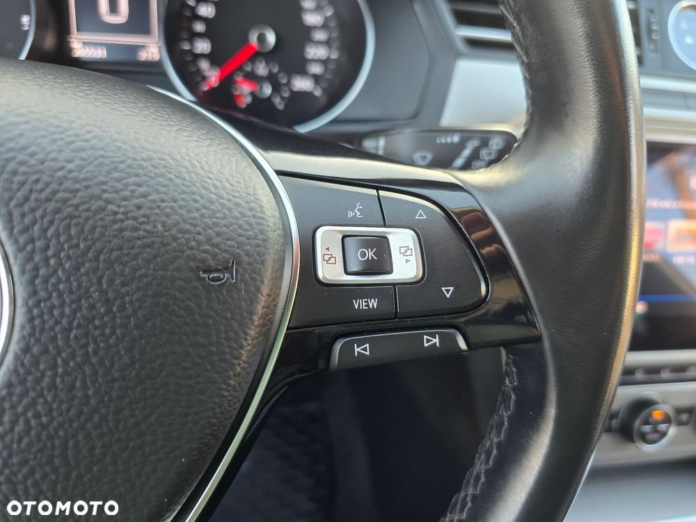 Volkswagen Passat Variant - 29