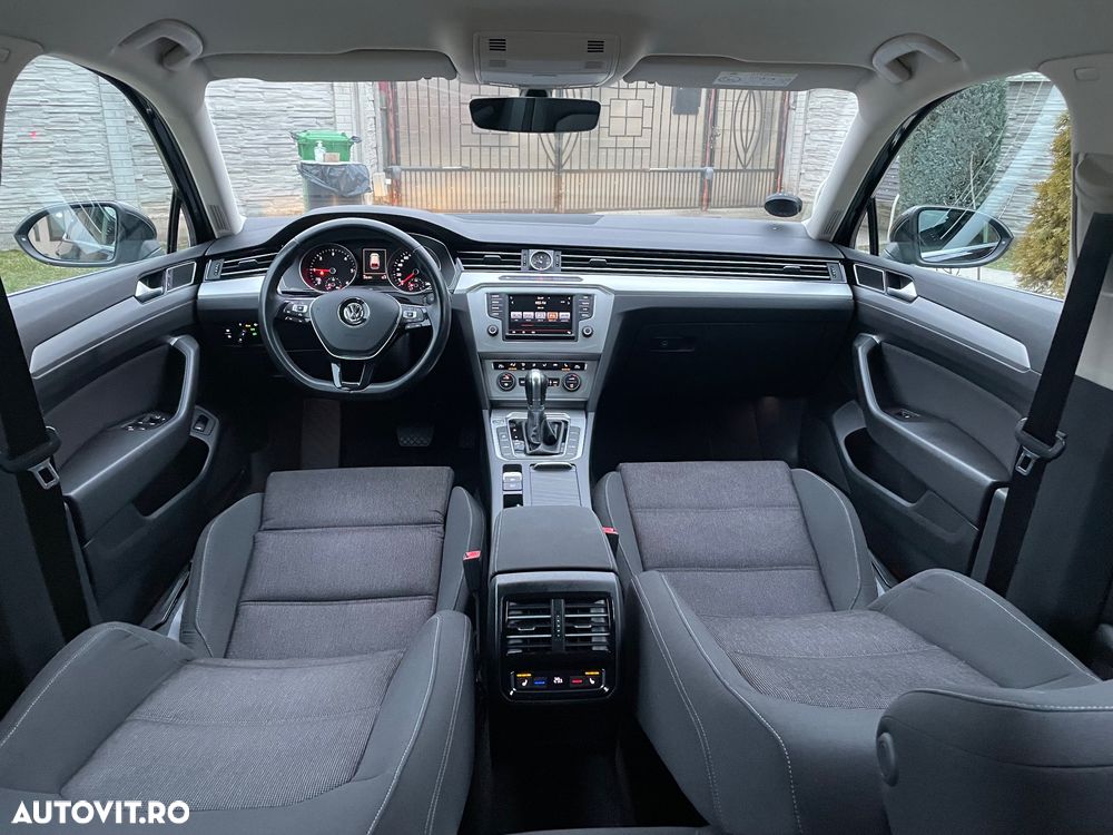 Volkswagen Passat - 16