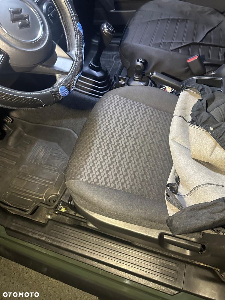 Suzuki Jimny 1.5 Elegance - 35