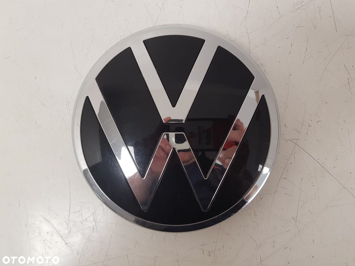 VW GOLF VIII 8 EMBLEMAT ZNACZEL LOGO ATRAPA PRZÓD 5HO85361D 19r-24r - 1
