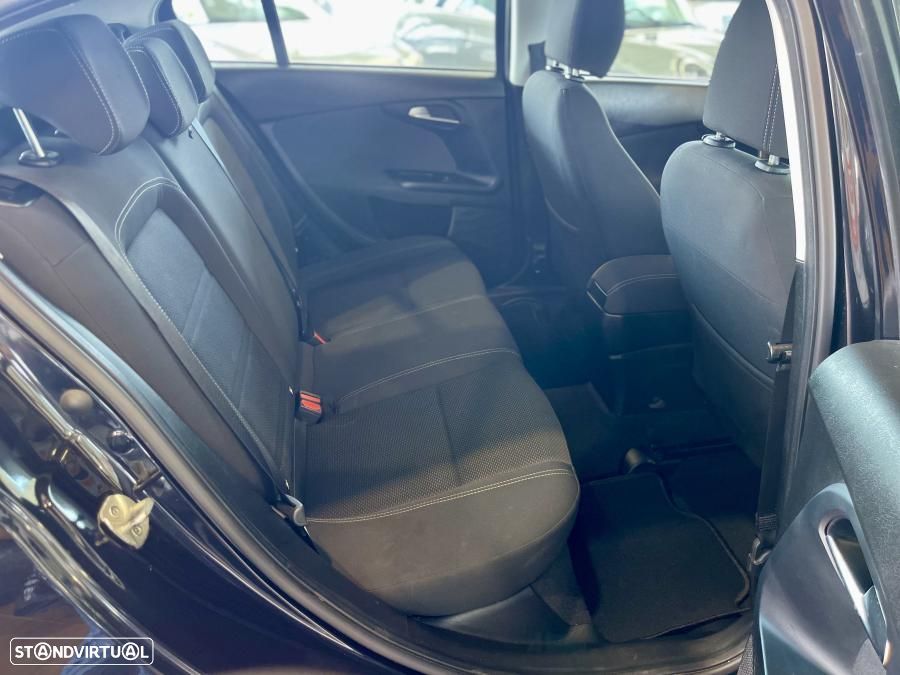 Fiat Tipo 1.3 MultiJet Life - 26