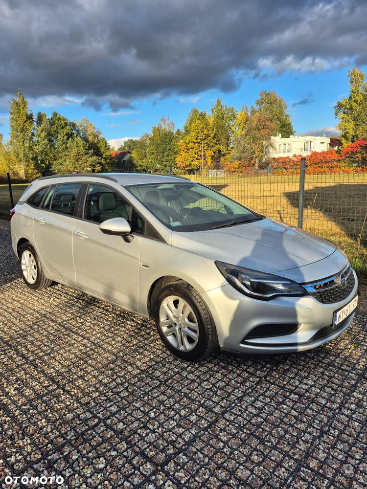 Opel Astra V 1.4 T Enjoy S&S - 1