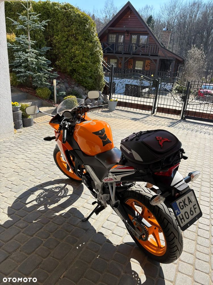 Honda CBR - 3