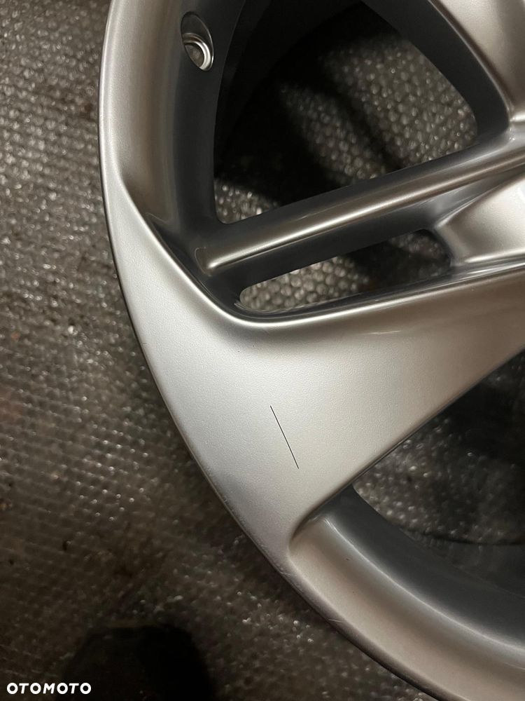 Opel Insignia a felga 19 - 2