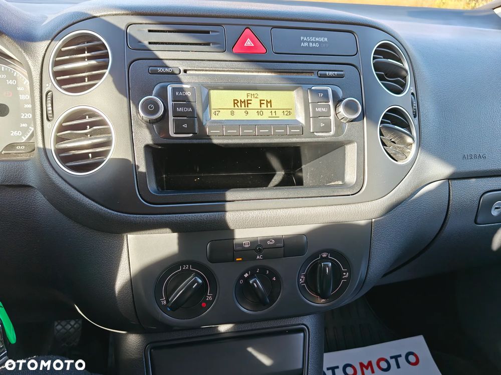 Volkswagen Golf Plus 1.9 TDI Comfortline - 23