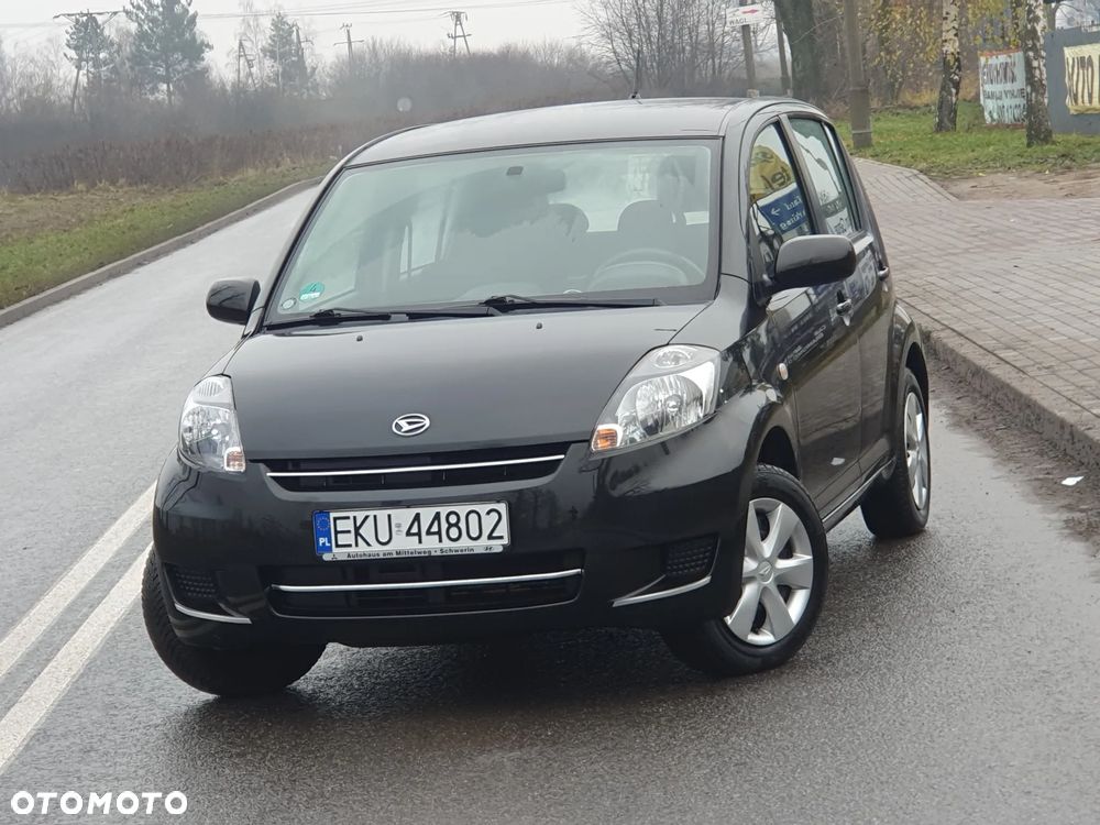 Daihatsu Sirion - 20