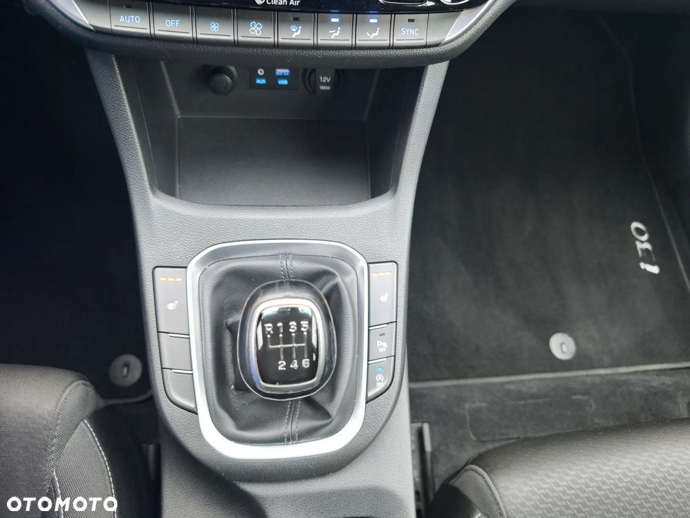 Hyundai i30 1.4 T-GDI Trend - 32