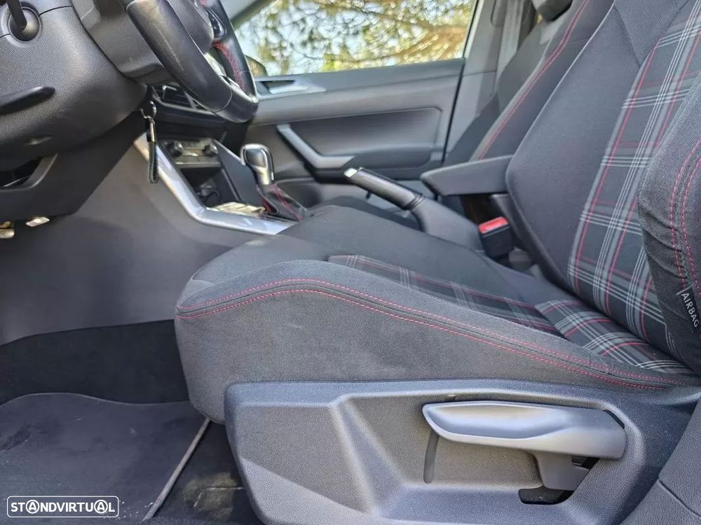 VW Polo 2.0 TSI GTI DSG - 26