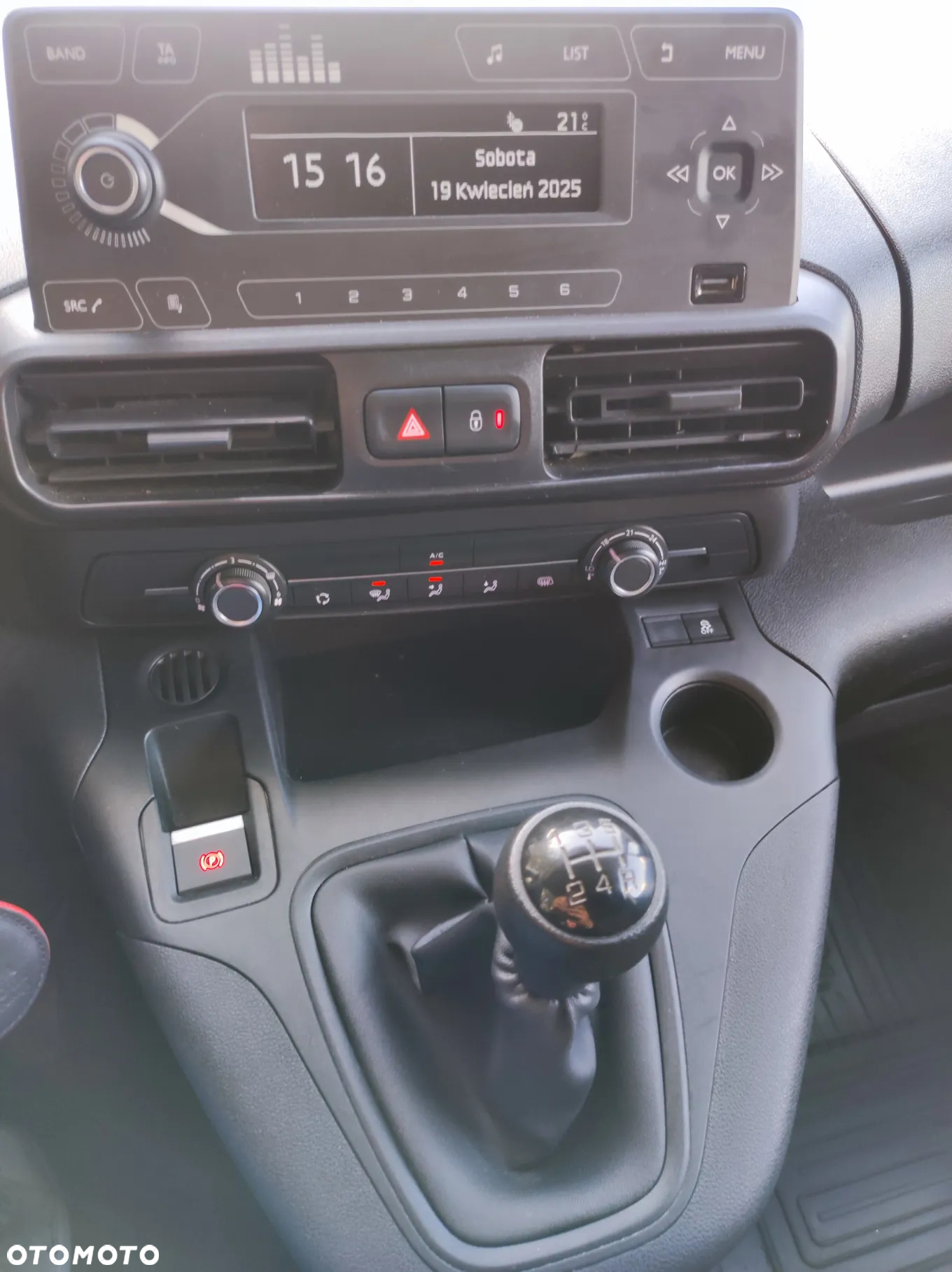 Toyota Proace City - 24