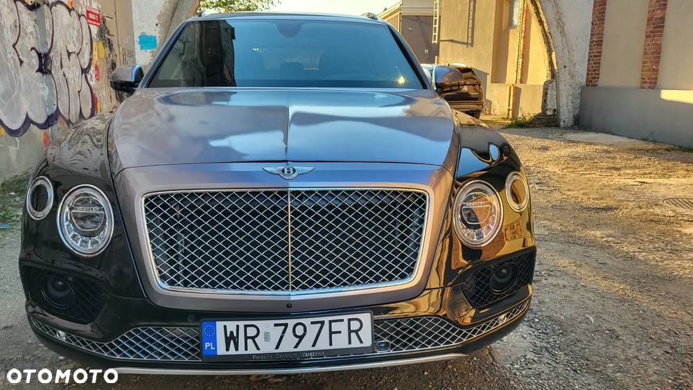 Bentley Bentayga V8 - 2