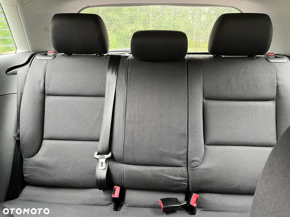 Audi A3 3-drzwiowe 1.6 Ambiente - 14