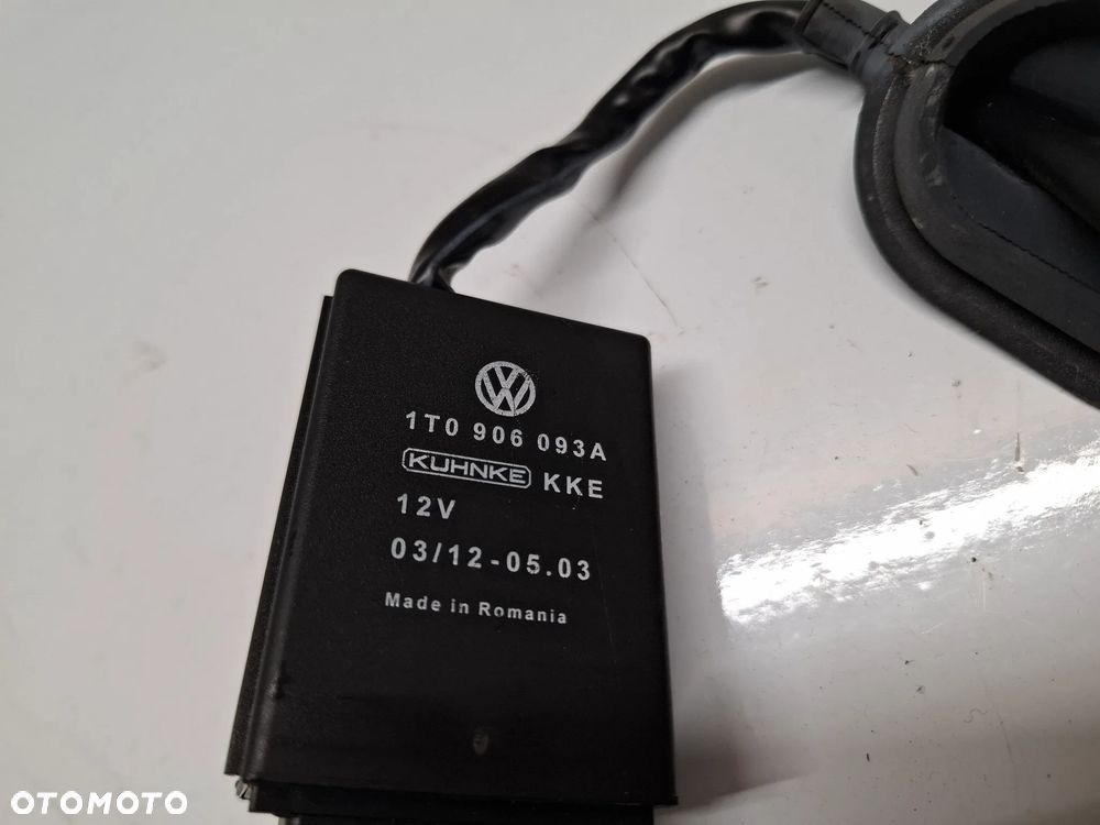 PRZEKAZNIK MODUL POMPY PALIWA VW TOURAN GOLF V CADDY OCTAVIA II A3 8P FSI SLASK WYSYLKA - 2