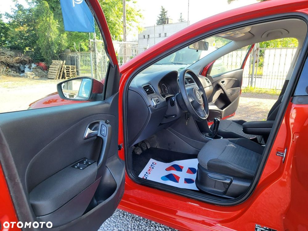 Volkswagen Polo - 13