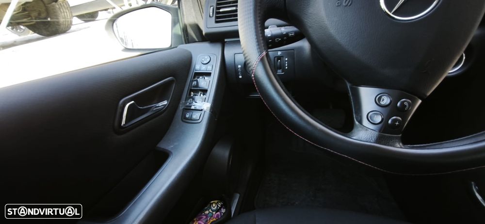 Mercedes-Benz A 180 CDI Classic Automatic - 13