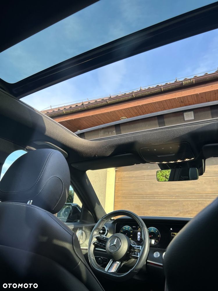 Mercedes-Benz Klasa E 220 d 4-Matic 9G-TRONIC - 4