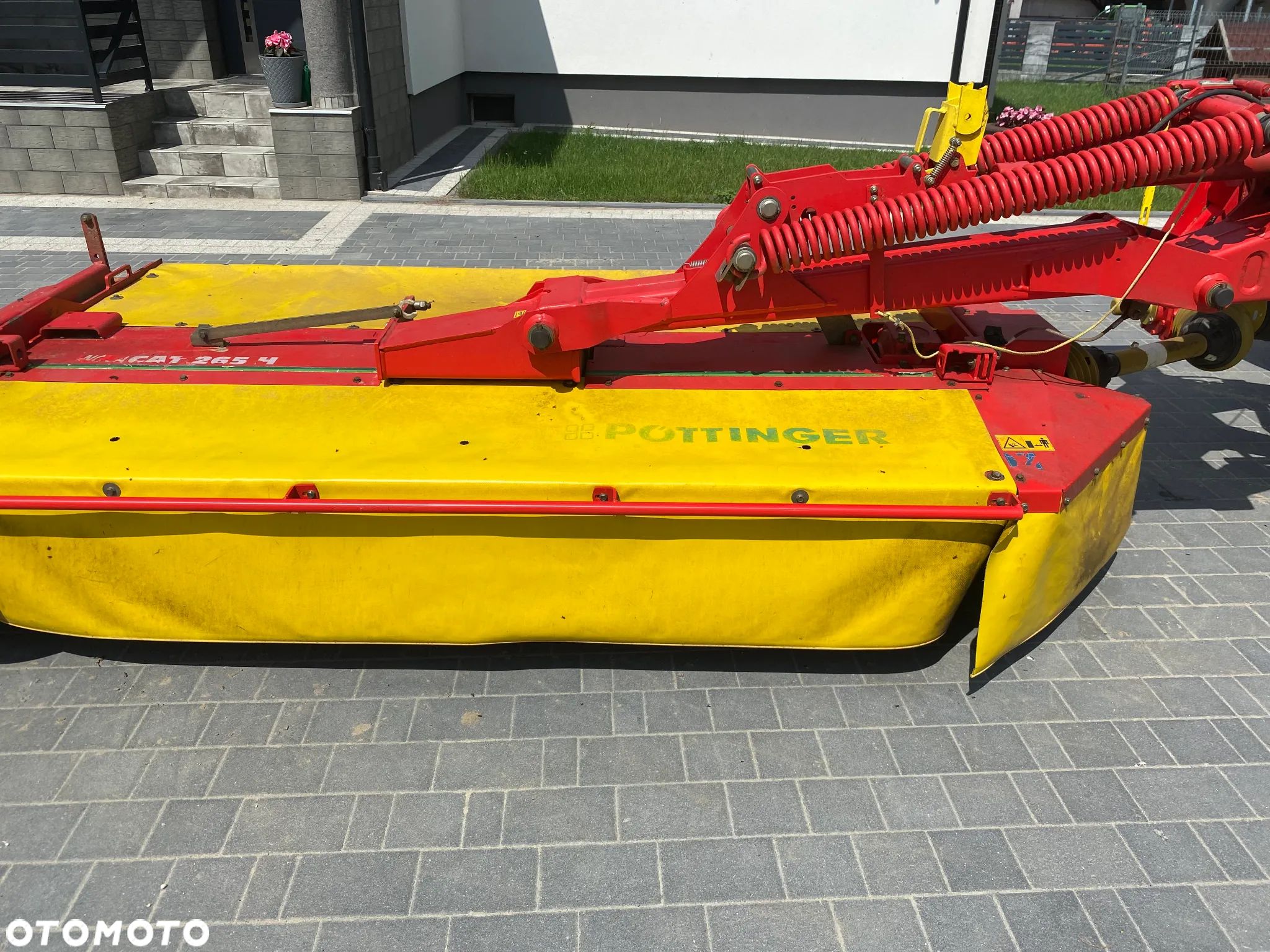 Pottinger Novacat 302 - 1