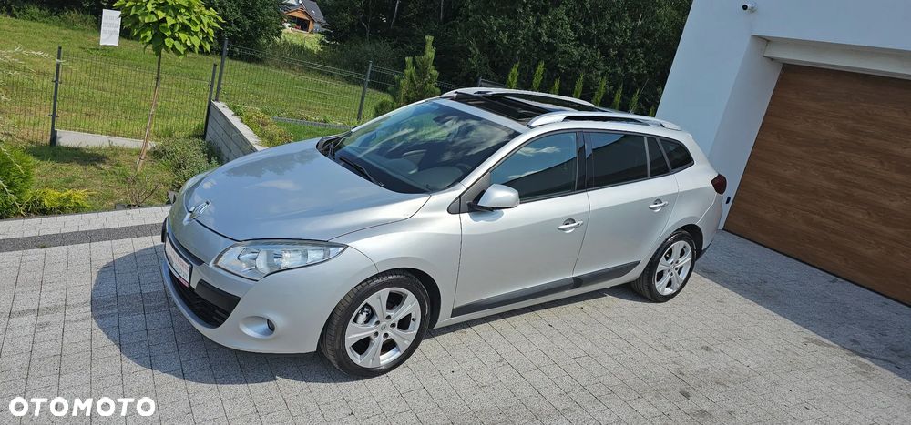 Renault Megane 2.0 140 CVT Dynamique - 1