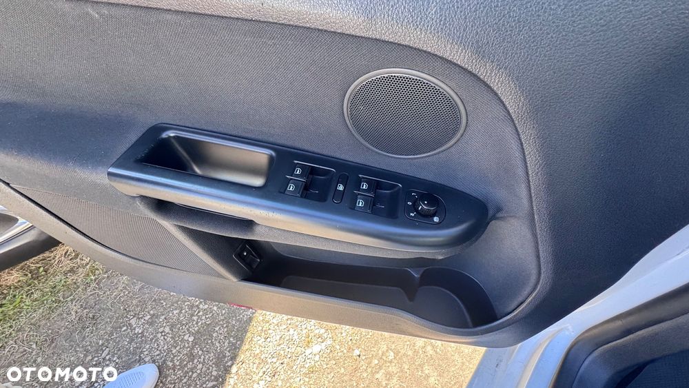 Volkswagen Golf Plus - 16