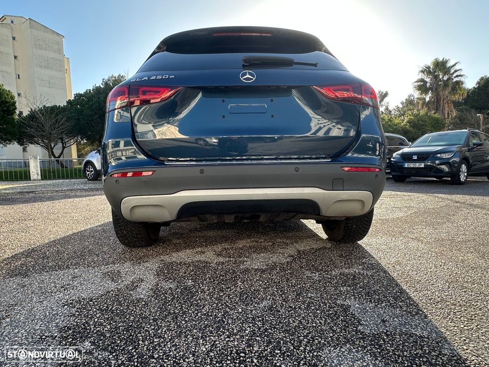 Mercedes-Benz GLA 250 e Style - 4